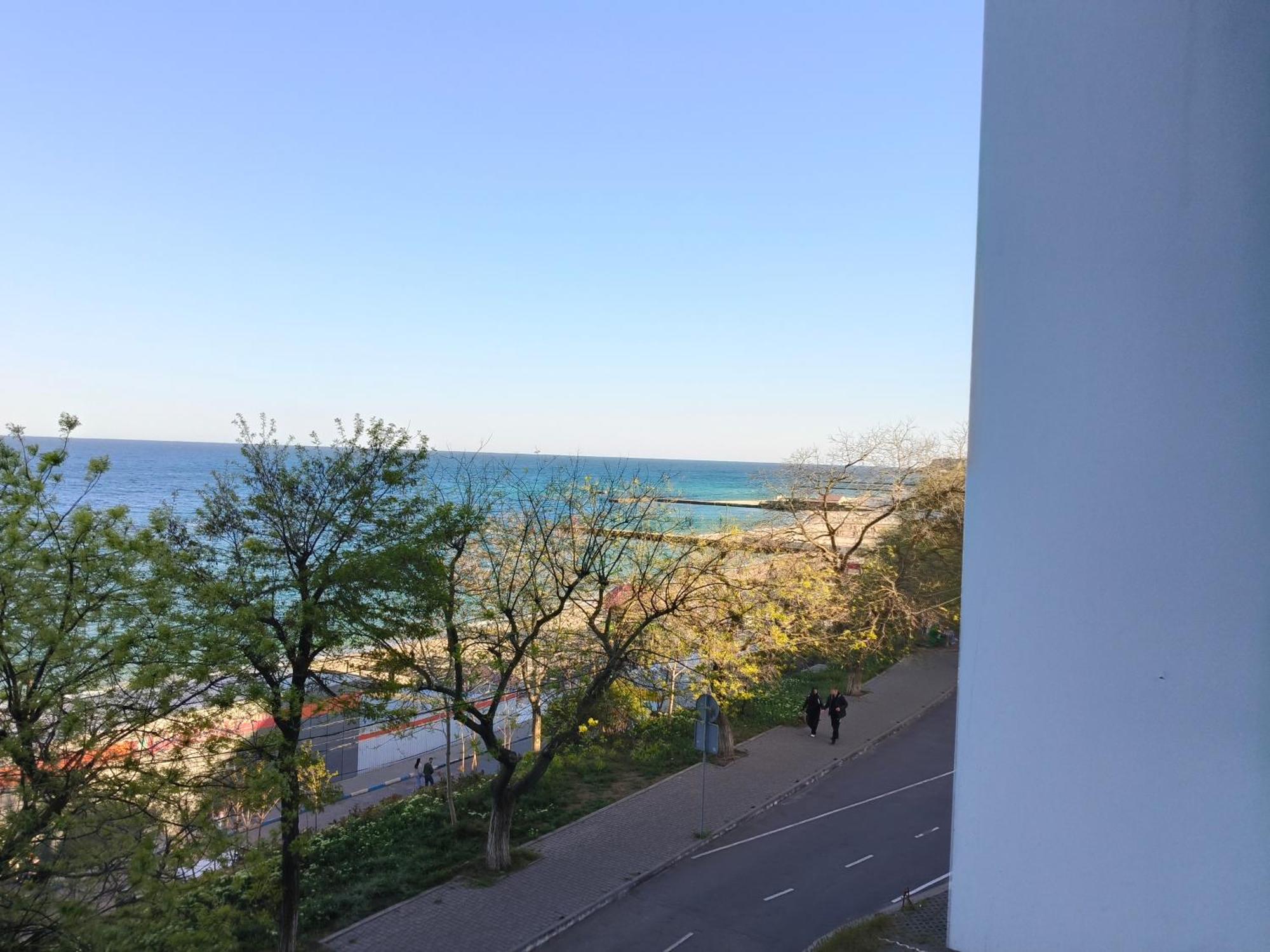 Апартаменты У Моря Magnit Первая Линия Odessa Buitenkant foto